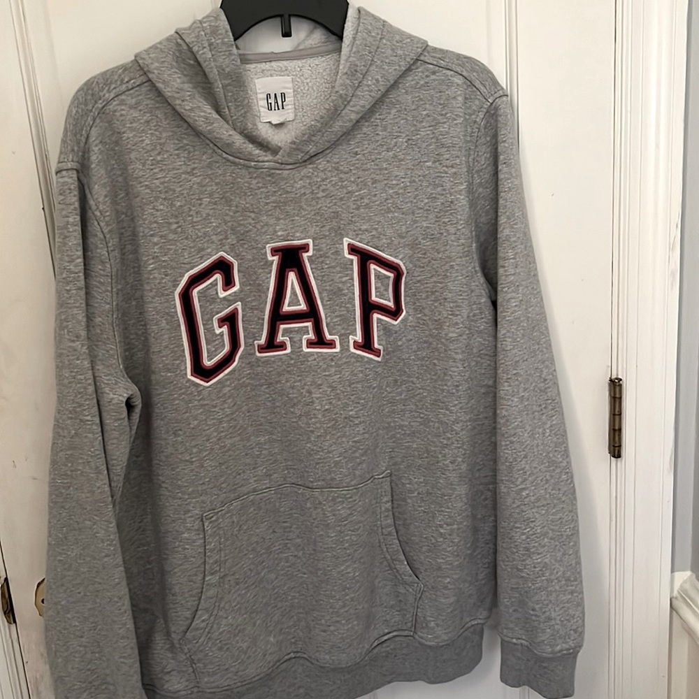 Gap grey sweatshirt